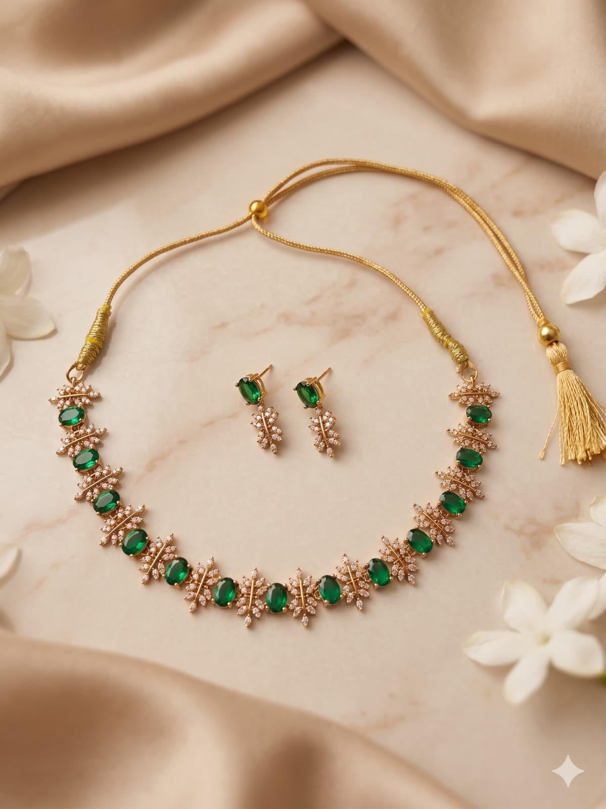Emerald - Green Glow Necklace Set